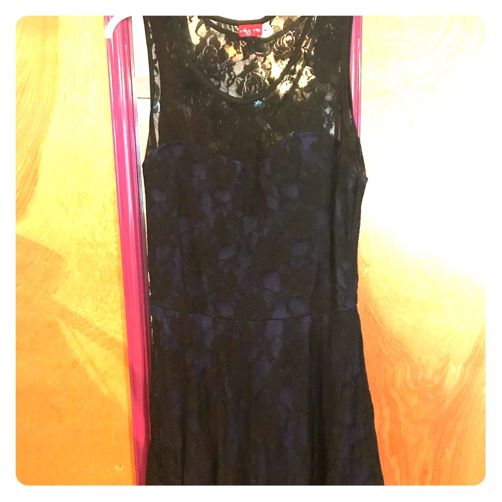 Lace dress